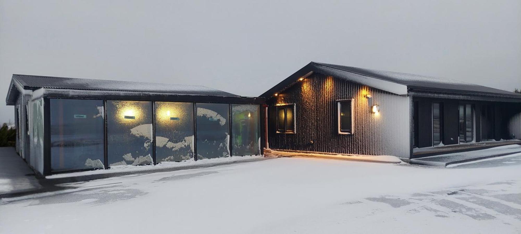 Cozy And Modern In Feriehus